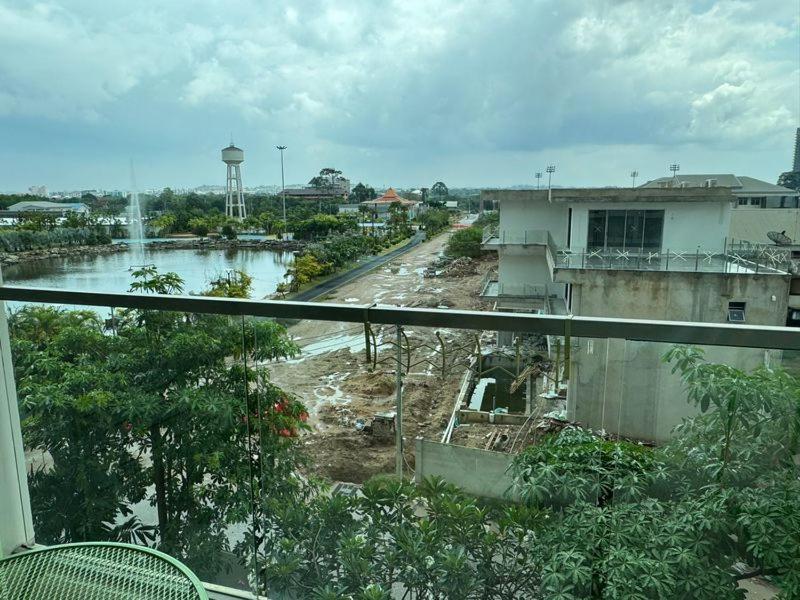 Maldives Resort By Psr Pantai Jomtien Bagian luar foto